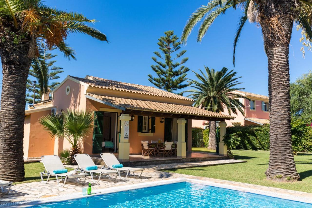אצ'ארבי Villa Angelos מראה חיצוני תמונה