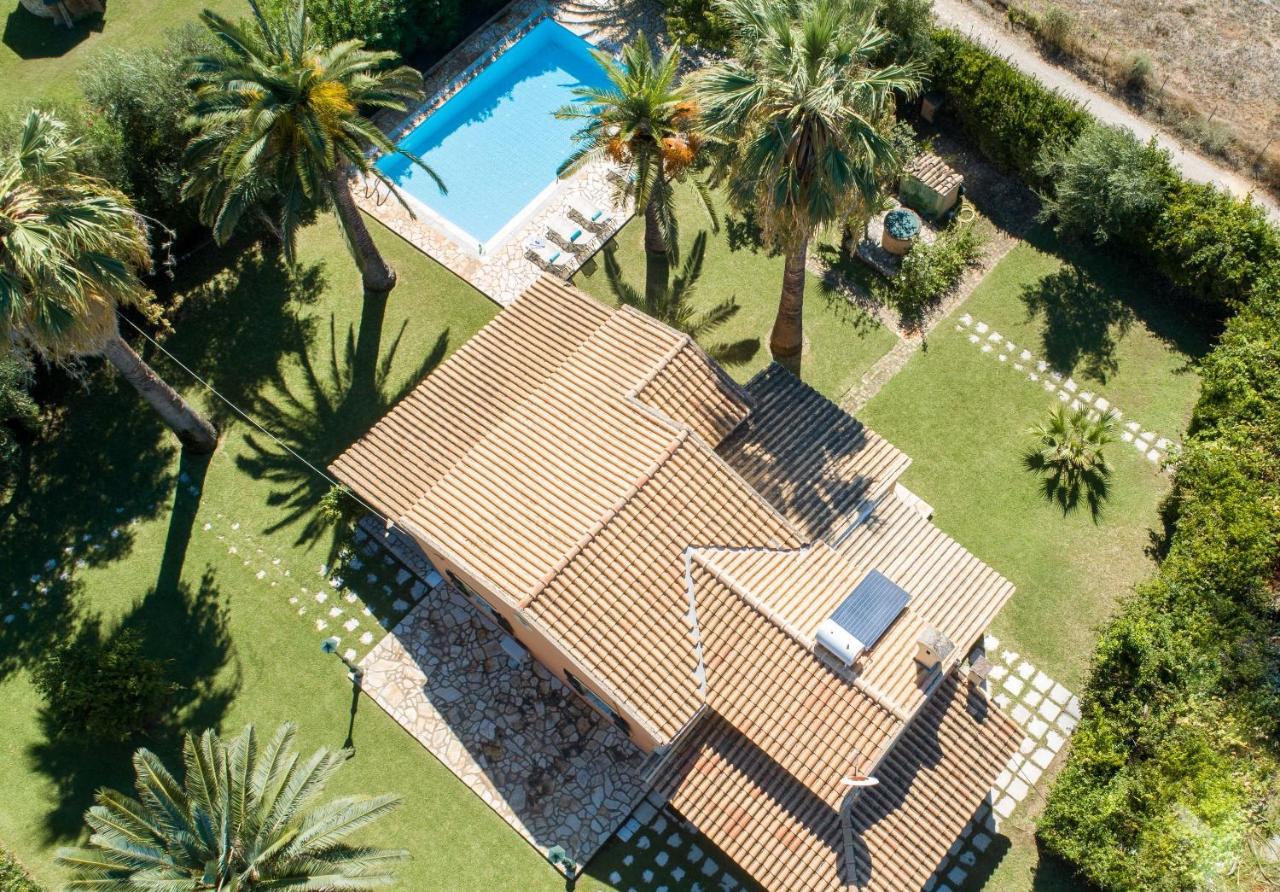 אצ'ארבי Villa Angelos מראה חיצוני תמונה