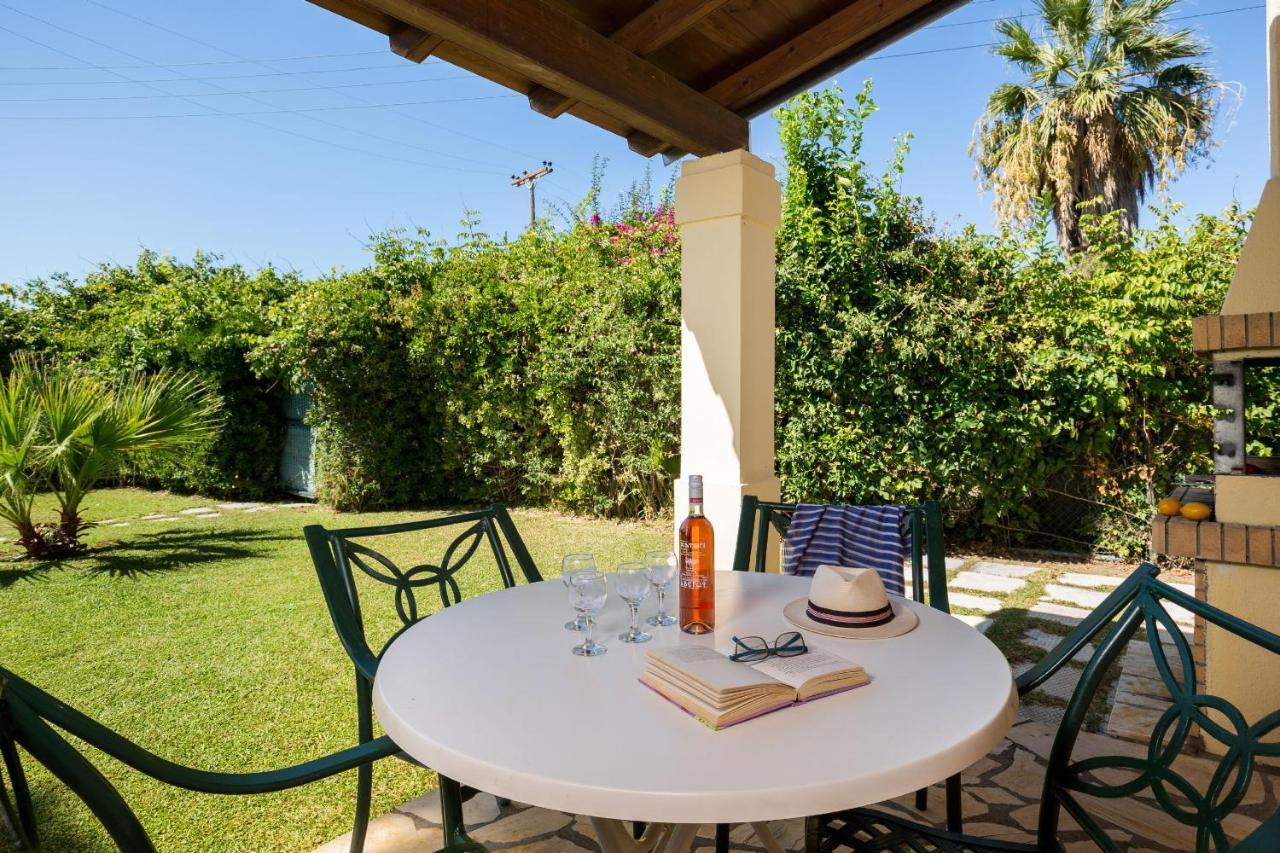 אצ'ארבי Villa Angelos מראה חיצוני תמונה