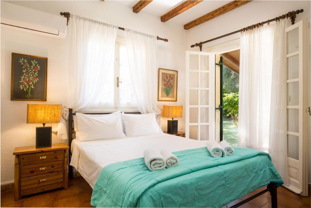 אצ'ארבי Villa Angelos מראה חיצוני תמונה